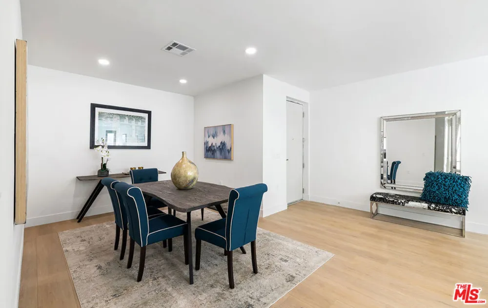 3651 Regal Place #102 Los Angeles, CA 90068