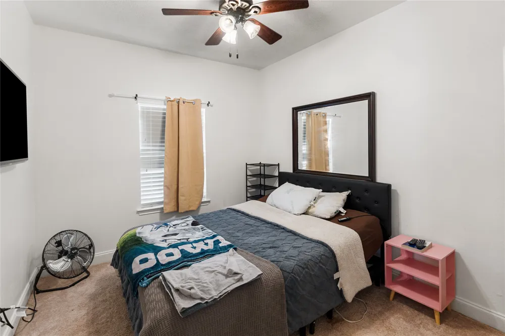 2219 Greenview Drive Carrollton, TX 75010