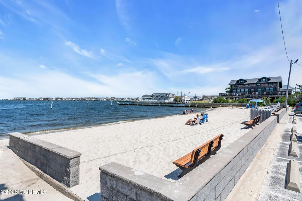210 Gull Lane Lavallette, NJ 08735
