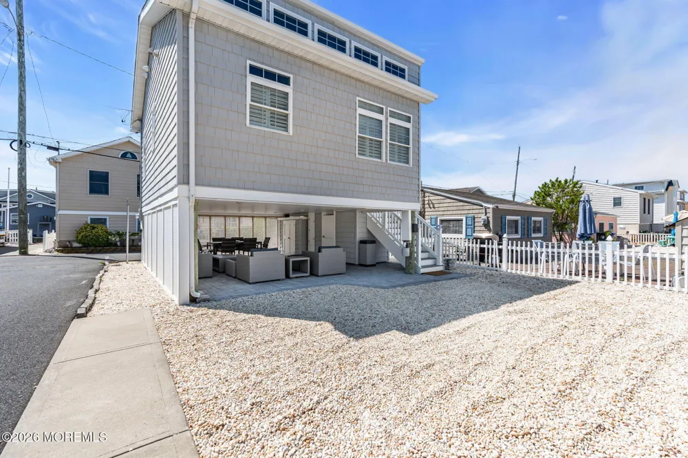 210 Gull Lane Lavallette, NJ 08735