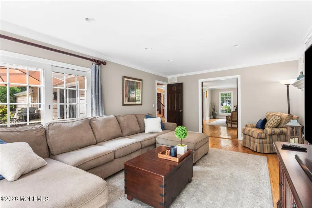 31 Huntley Road Holmdel, NJ 07733