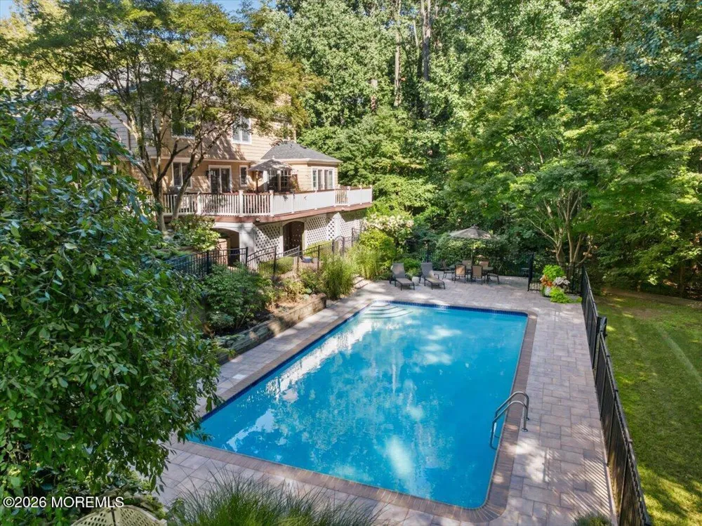 31 Huntley Road Holmdel, NJ 07733