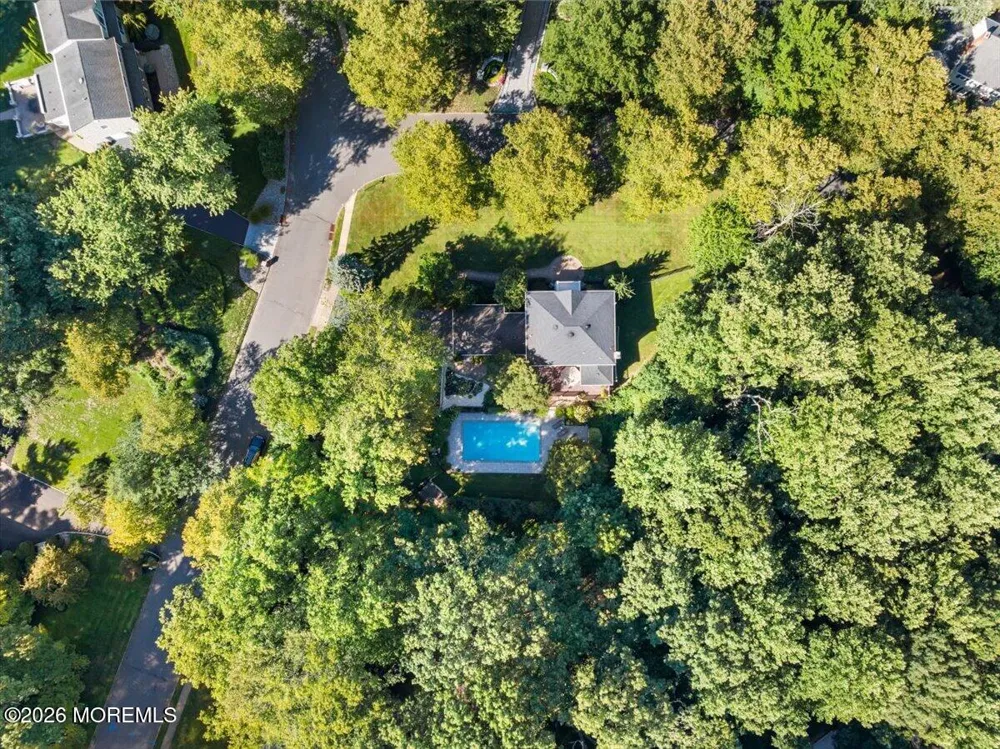 31 Huntley Road Holmdel, NJ 07733