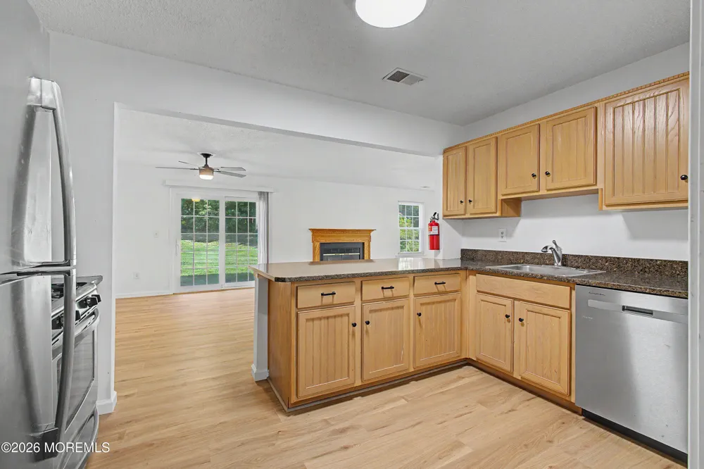 15 Nashville Court Tinton Falls, NJ 07712