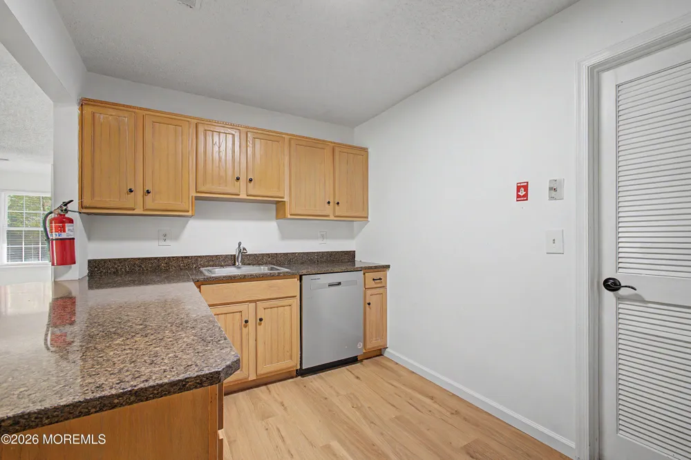 15 Nashville Court Tinton Falls, NJ 07712