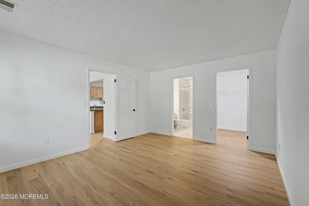 15 Nashville Court Tinton Falls, NJ 07712