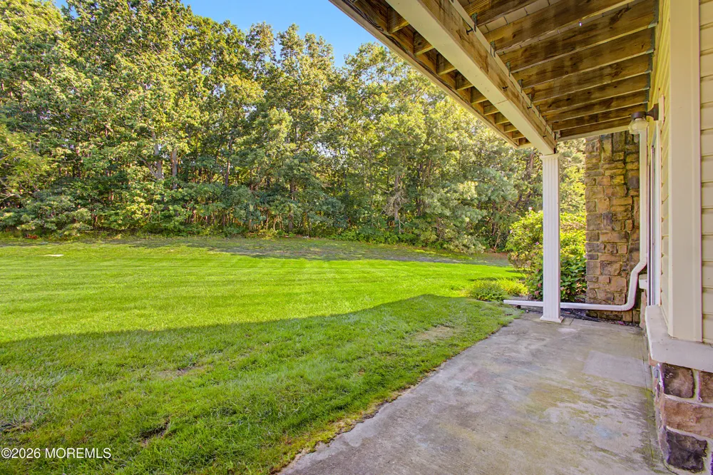 15 Nashville Court Tinton Falls, NJ 07712