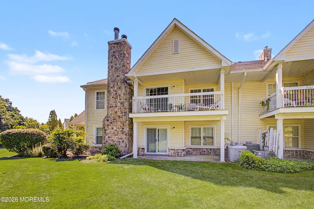 15 Nashville Court Tinton Falls, NJ 07712