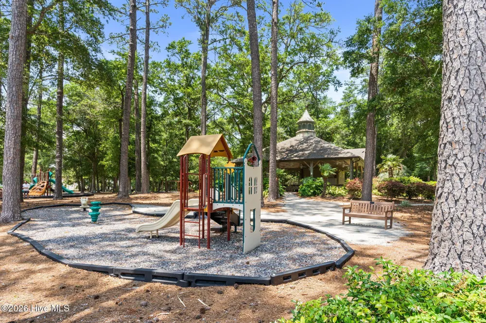3001 Moss Hammock Wynd Southport, NC 28461