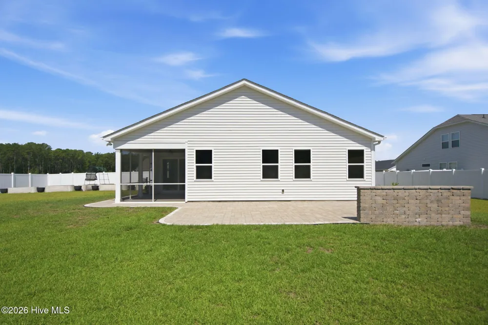 609 Edgeside Drive SE Bolivia, NC 28422