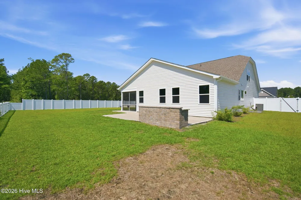 609 Edgeside Drive SE Bolivia, NC 28422