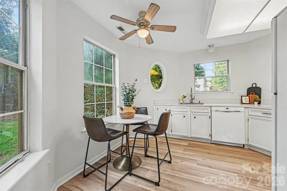 8834 Rittenhouse Circle Charlotte, NC 28270