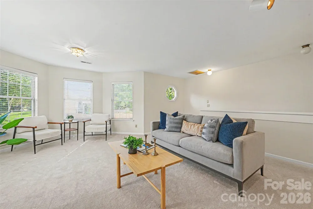 8834 Rittenhouse Circle Charlotte, NC 28270