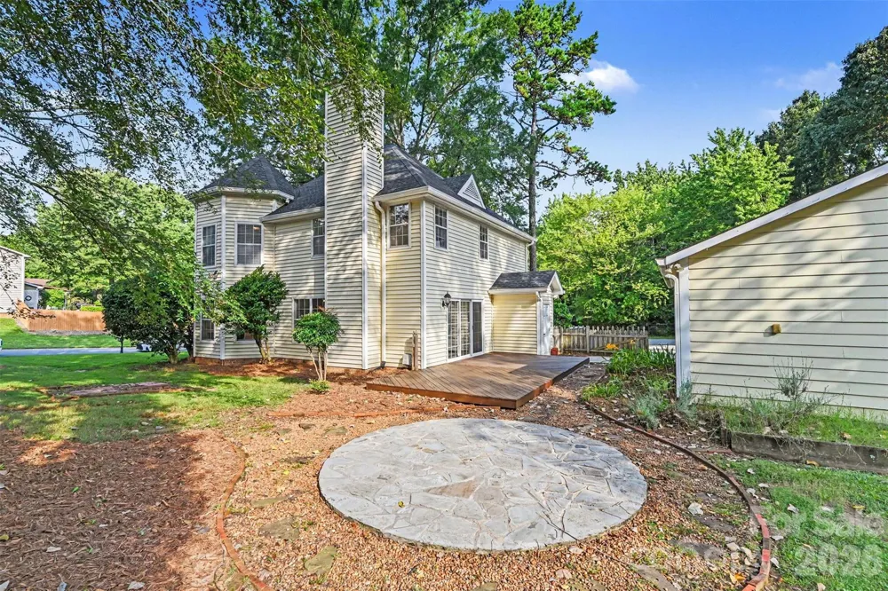 8834 Rittenhouse Circle Charlotte, NC 28270