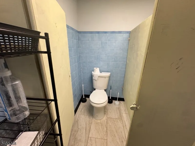 715 Somerset St, Unit 202 Franklin, NJ 08873