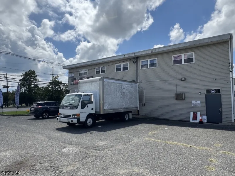 715 Somerset St, Unit 202 Franklin, NJ 08873