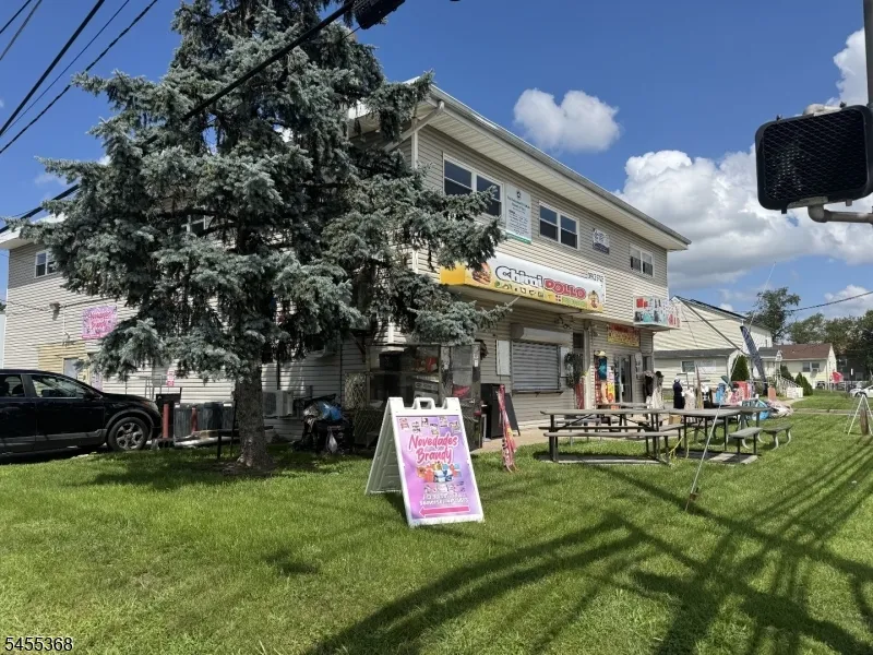 715 Somerset St, Unit 202 Franklin, NJ 08873