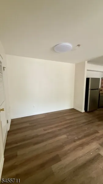 517 Waterford Dr Edison, NJ 08817
