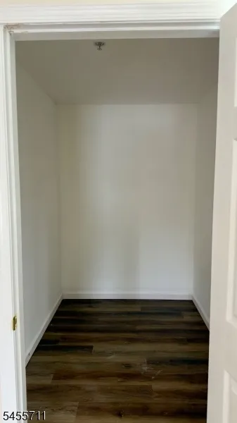 517 Waterford Dr Edison, NJ 08817