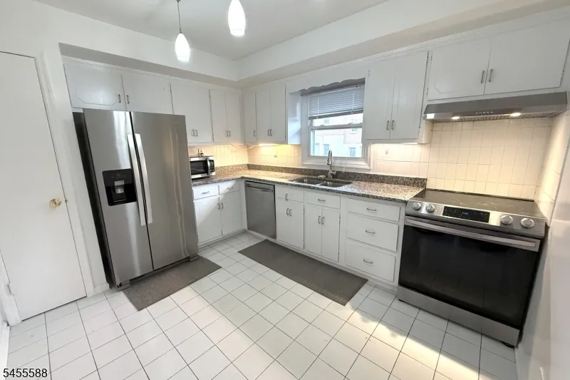 777 Springfield Ave #14 Unit 14 Summit City, NJ 07901