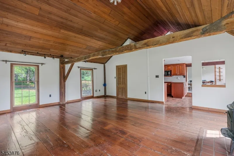 1570 Harbourton Rocktown Rd Hopewell, NJ 08530