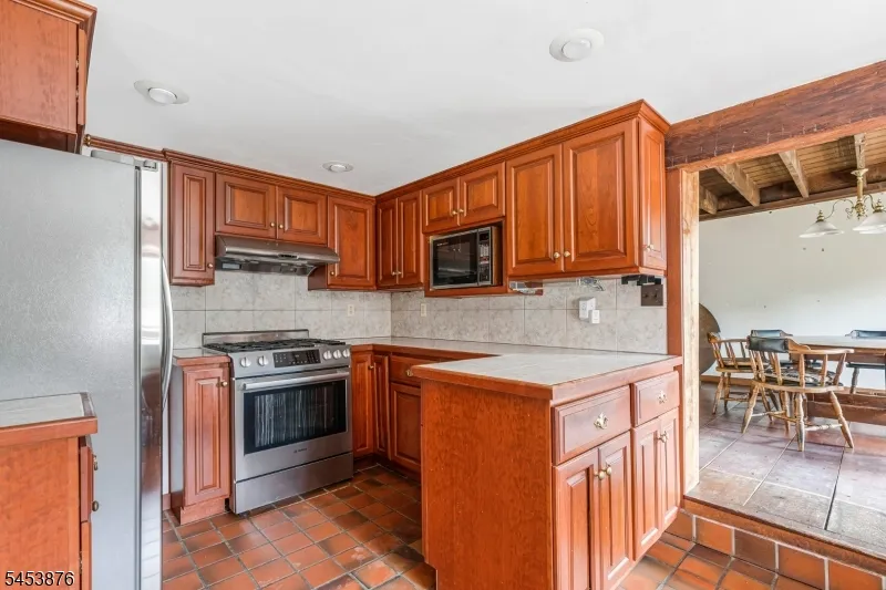 1570 Harbourton Rocktown Rd Hopewell, NJ 08530