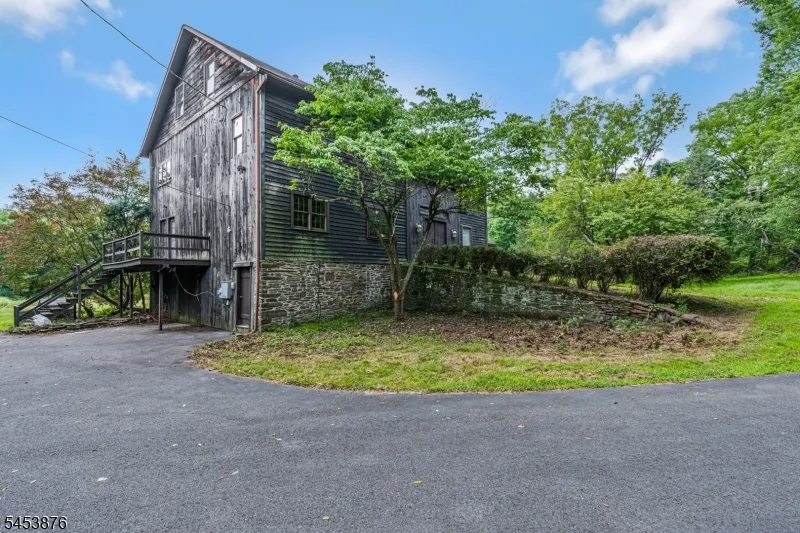 1570 Harbourton Rocktown Rd Hopewell, NJ 08530