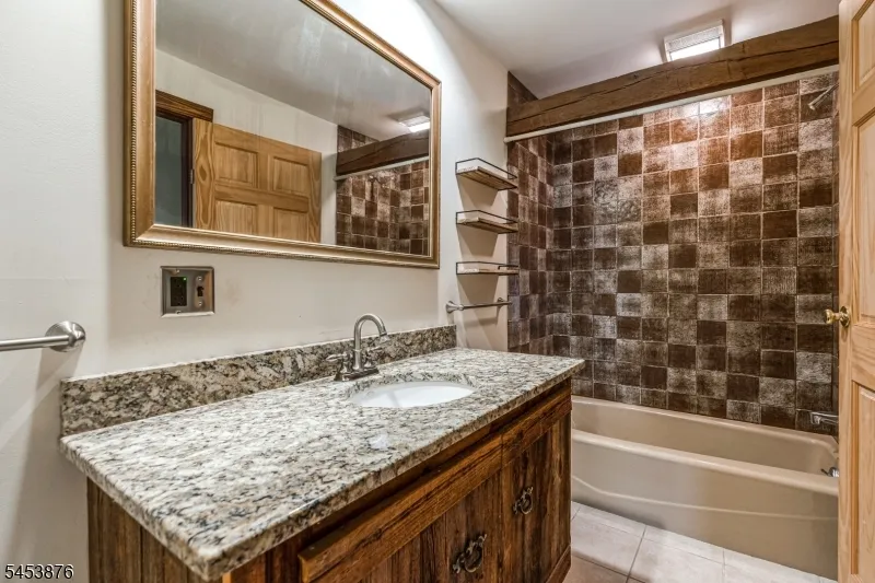 1570 Harbourton Rocktown Rd Hopewell, NJ 08530