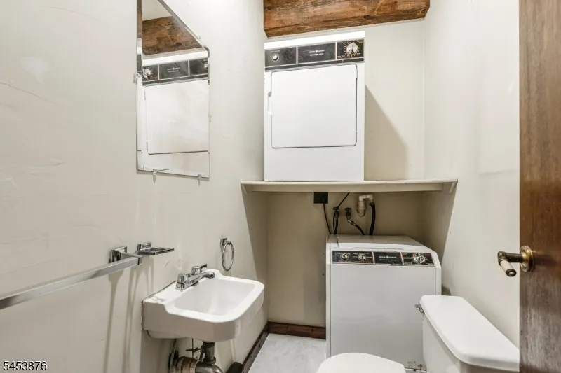 1570 Harbourton Rocktown Rd Hopewell, NJ 08530