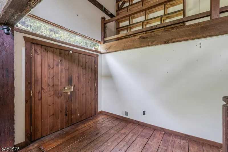 1570 Harbourton Rocktown Rd Hopewell, NJ 08530