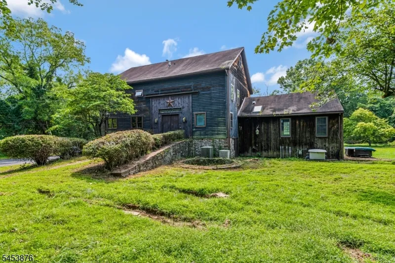 1570 Harbourton Rocktown Rd Hopewell, NJ 08530