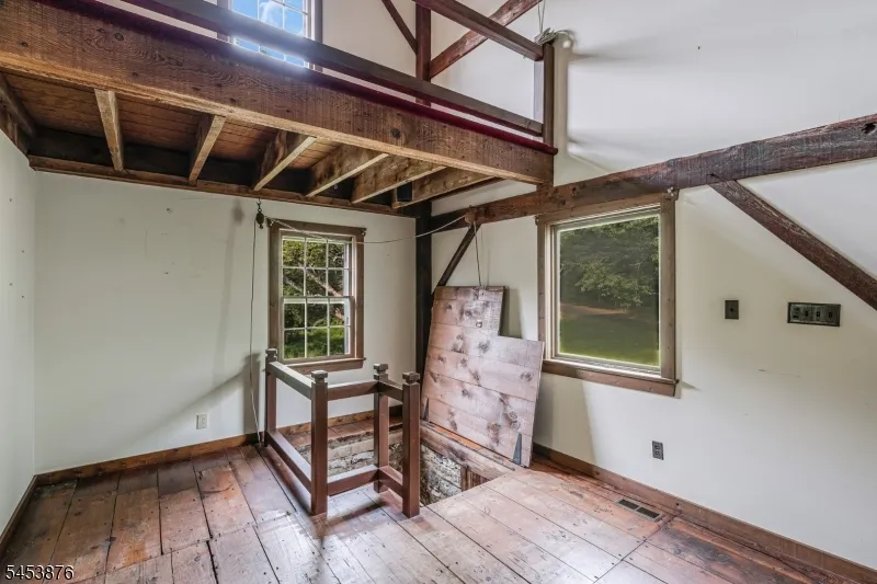 1570 Harbourton Rocktown Rd Hopewell, NJ 08530