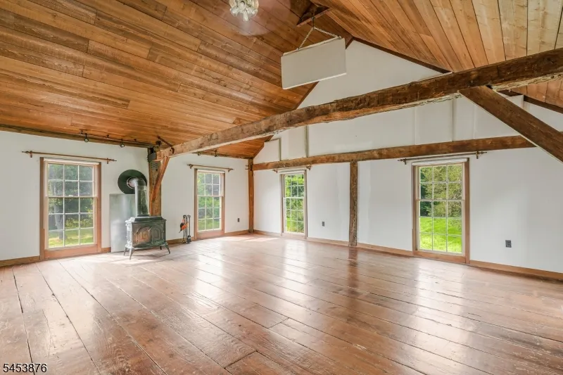 1570 Harbourton Rocktown Rd Hopewell, NJ 08530