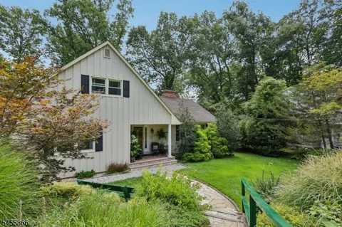 34 Forest Dr