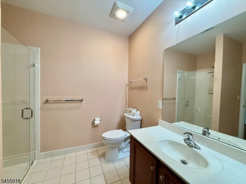 1420 Wharton Ct #1420 Unit 1420 Riverdale, NJ 07457