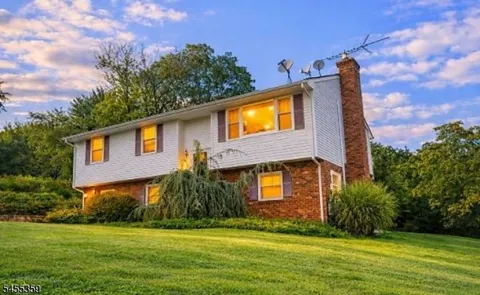 12 Studer Rd