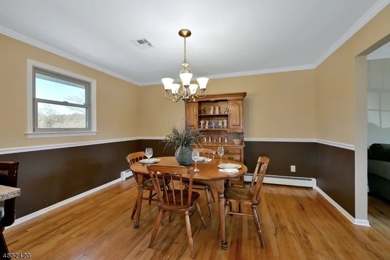 12 Studer Rd Clinton, NJ 08809