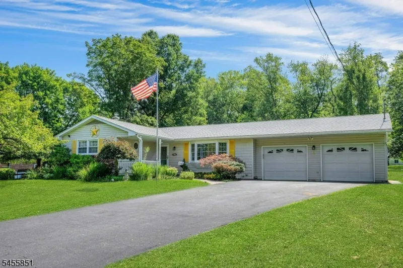 6 Jackson Valley Rd Washington, NJ 07882