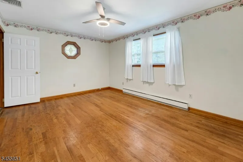 6 Jackson Valley Rd Washington, NJ 07882
