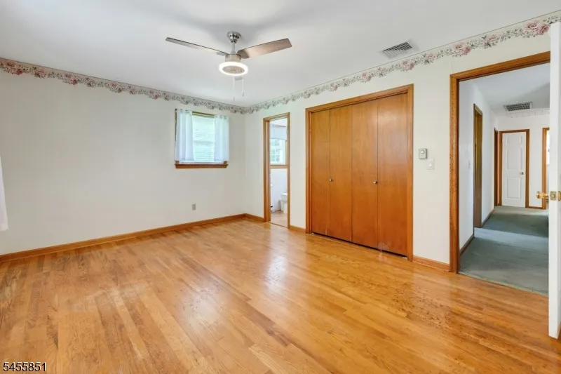 6 Jackson Valley Rd Washington, NJ 07882