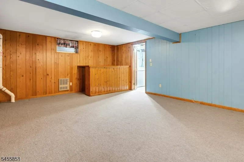 6 Jackson Valley Rd Washington, NJ 07882