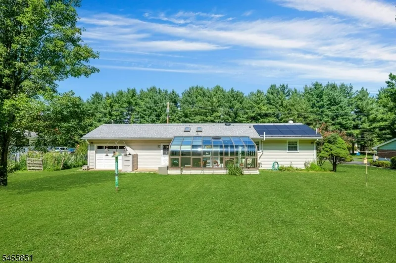 6 Jackson Valley Rd Washington, NJ 07882