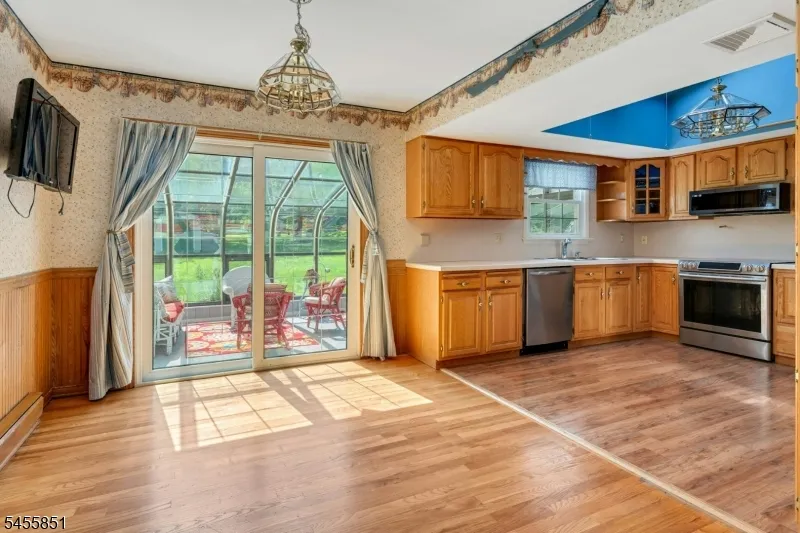6 Jackson Valley Rd Washington, NJ 07882