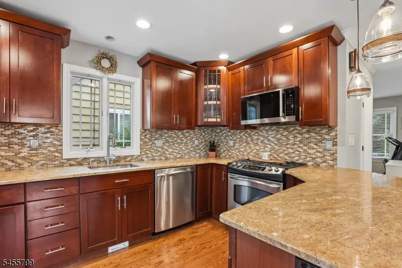74 Overhill Rd Belleville, NJ 07109