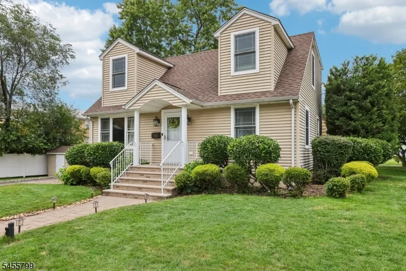 74 Overhill Rd Belleville, NJ 07109