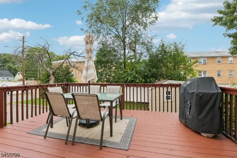 74 Overhill Rd Belleville, NJ 07109
