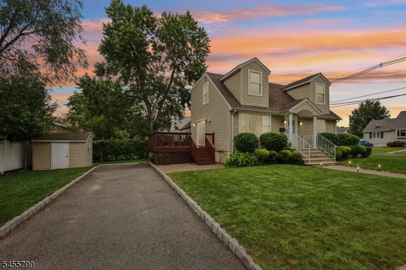 74 Overhill Rd Belleville, NJ 07109