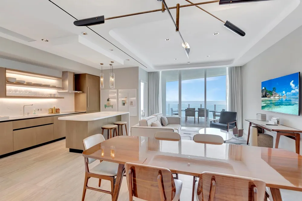 525 FORT LAUDERDALE BEACH BOULEVARD #1705 Fort Lauderdale, FL 33304