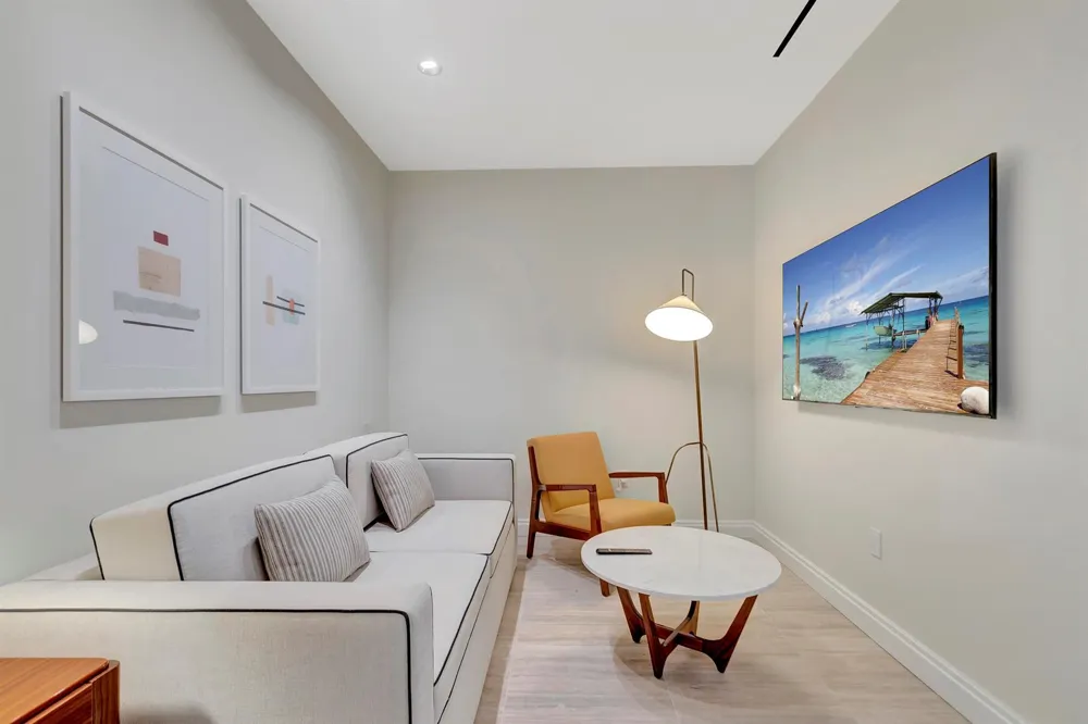 525 FORT LAUDERDALE BEACH BOULEVARD #1707 Fort Lauderdale, FL 33304