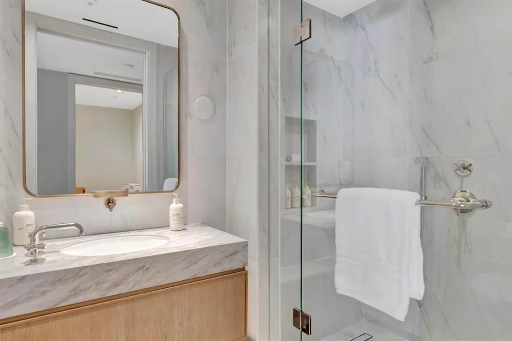 525 FORT LAUDERDALE BEACH BOULEVARD #1707 Fort Lauderdale, FL 33304